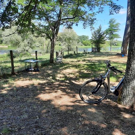 Camping Onlycamp Le Port Saint-Benoit-sur-Loire Экстерьер фото